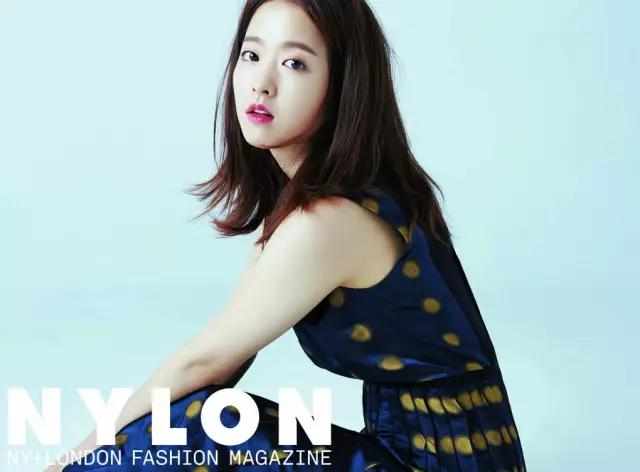 不用给朋友圈红包，你也能猜出这些韩星是谁吗?