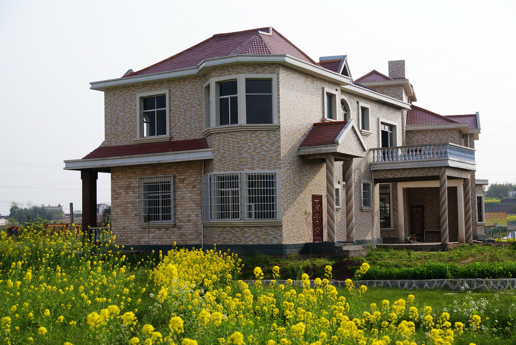 农村自建房房顶如何安装太阳能,农村屋顶怎样安装太阳能