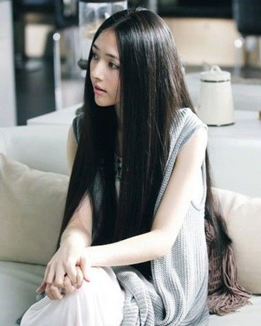 黑色直发怎么挑染好看图片,黑色齐肩直发怎么扎好看