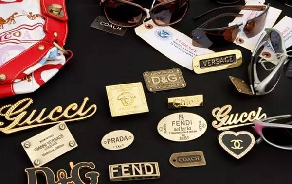 闃块噷骞冲彴娌荤悊鎶ュ憡,闃块噷宸村反鏁存不鑱屼笟鎵撳亣