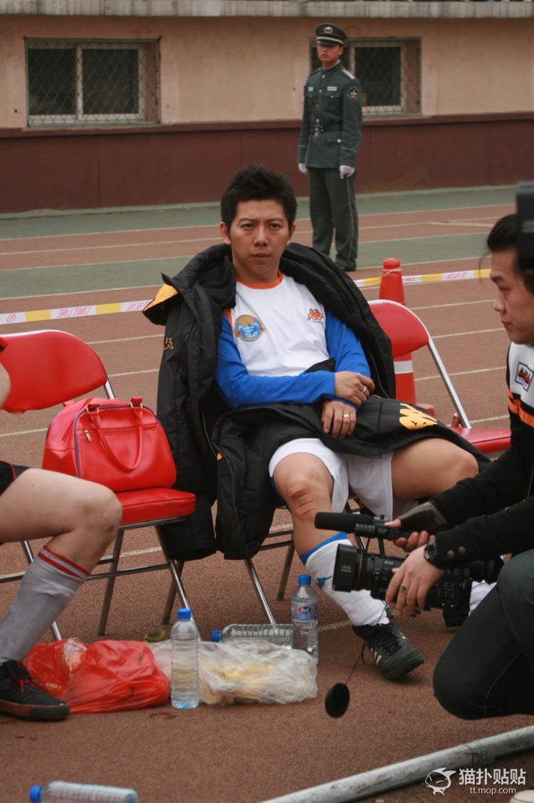 明星“球员”:唐僧变肥罗，谭咏麟踢断两根韧带