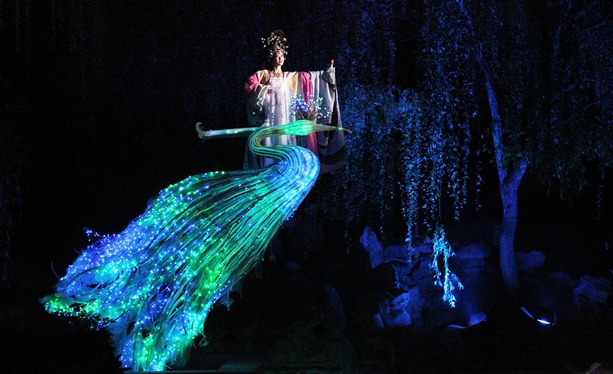 杨家有女初长成，三千宠爱在一身—《长恨歌》，内地版“水舞间”