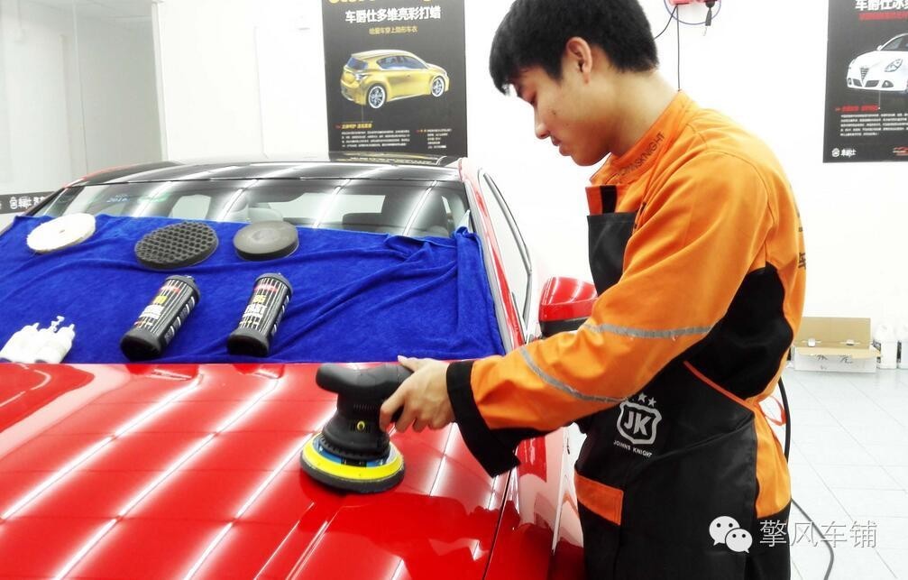 车身保养是打蜡好还是封釉好,买了新车应该给车漆镀膜还是打蜡