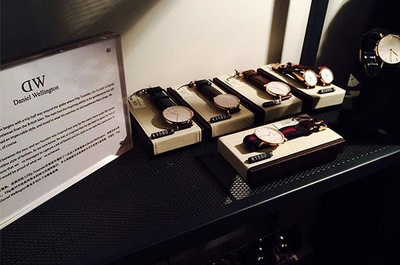 dw经典手表情侣,dw手表简约经典情侣款