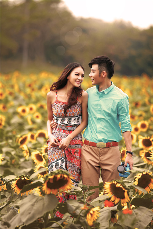 新娘拍婚纱照穿衣风格,拍婚纱照婚纱裙摆怎么摆放好看