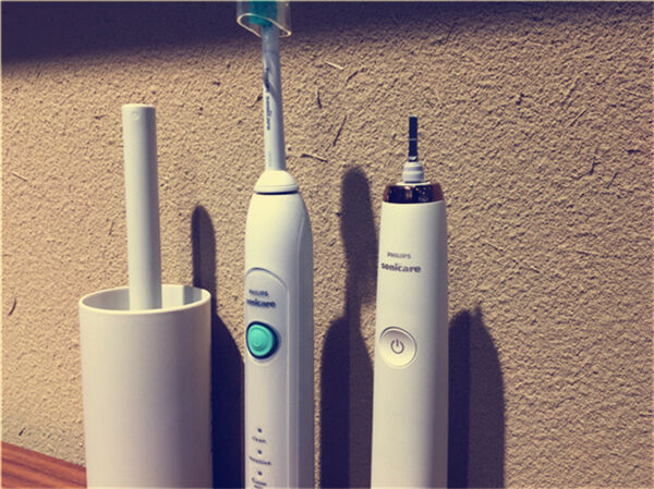 飞利浦电动牙刷推荐真实测评,飞利浦电动牙刷入门和高端的区别