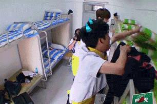 听说看《我去上学啦》不少直男被鹿晗掰弯，妹子们看紧男票啊