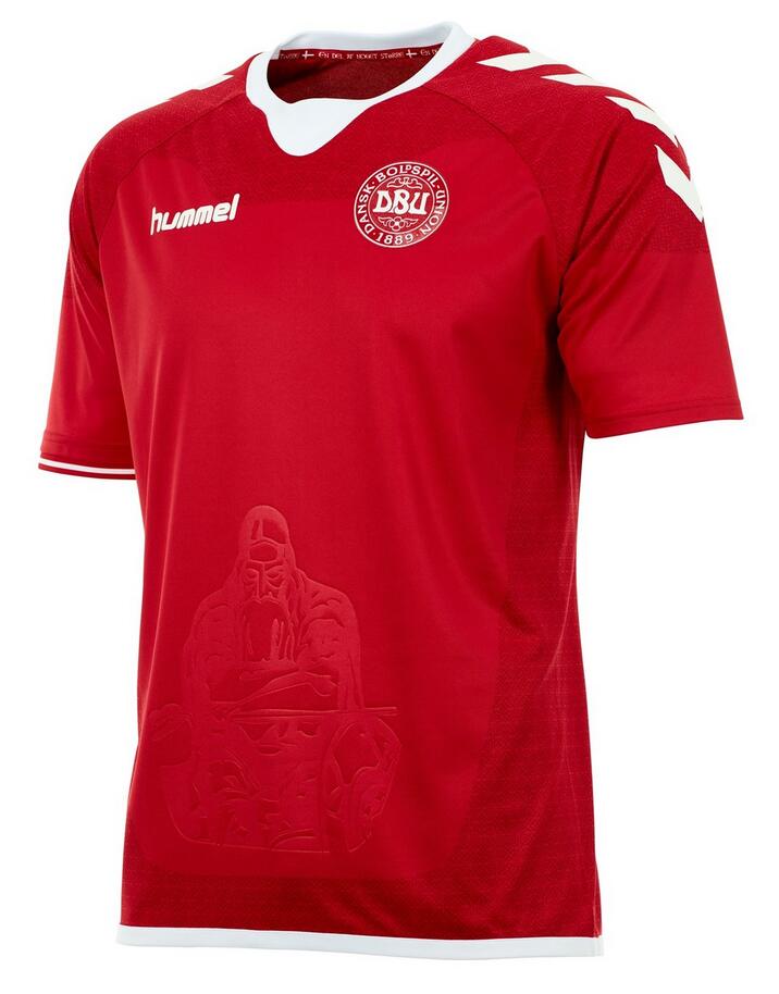 丹麦队最新球衣：凡人们见识下真正的洪荒之力吧！