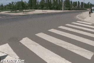 守门员搞笑视频用脸接球,守门员的搞笑瞬间