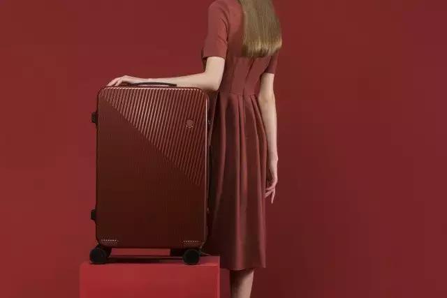 旅行必备收纳旅行箱,海外旅游行李箱推荐