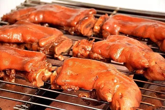 昆明最好吃的十家旮旯馆,昆明价廉物美的十家餐厅