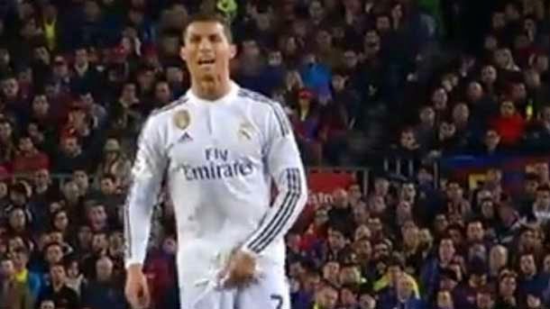 捂裆派龙抓手，足坛“抓鸟”合集