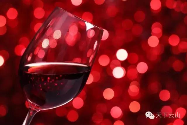 /微云山.大赛征文/酒的温度（文/龙水蓉）
