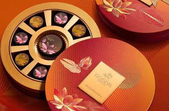 给大家盘点下各种高颜值的月饼,盘点今年新出的三款网红月饼