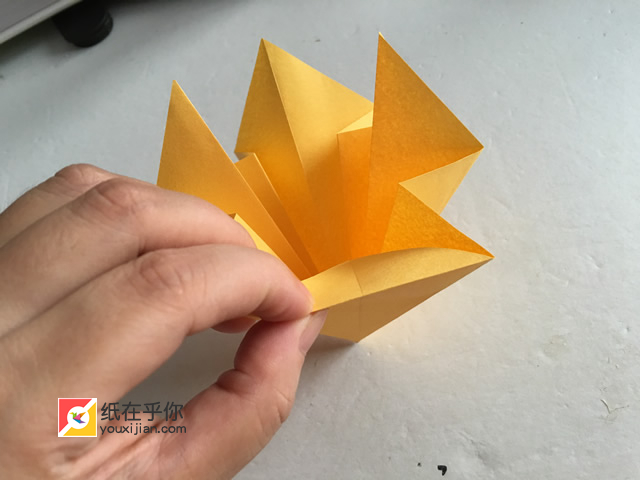 纸在乎你收纳盒系列折纸：八角盒视频图解教程