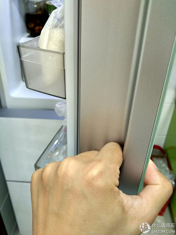 哈，你家的冰箱能安装QQ斗地主吗？