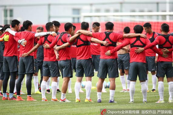 黄健翔王濛中韩亚洲杯决赛,黄健翔中韩女足vs韩足直播