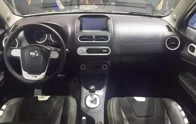 英超红军球迷有福气了，MG3SW推出利物浦定制版车型