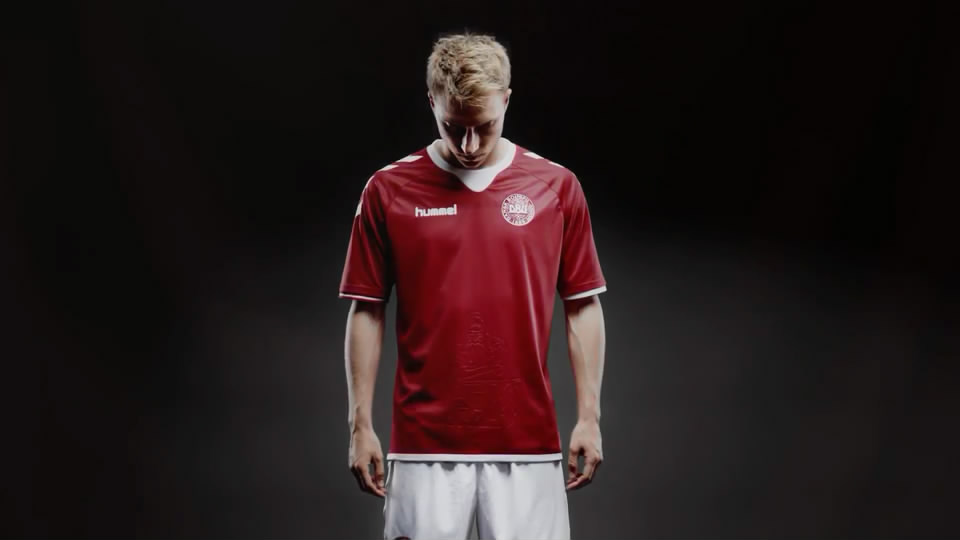 丹麦队最新球衣：凡人们见识下真正的洪荒之力吧！