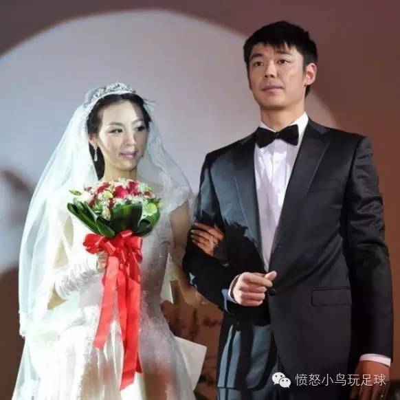 见证他们,国足太太团全曝光美丑立见高下