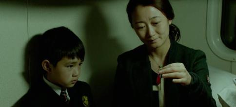 少小出国？小心孩子变成你的“山河故人”