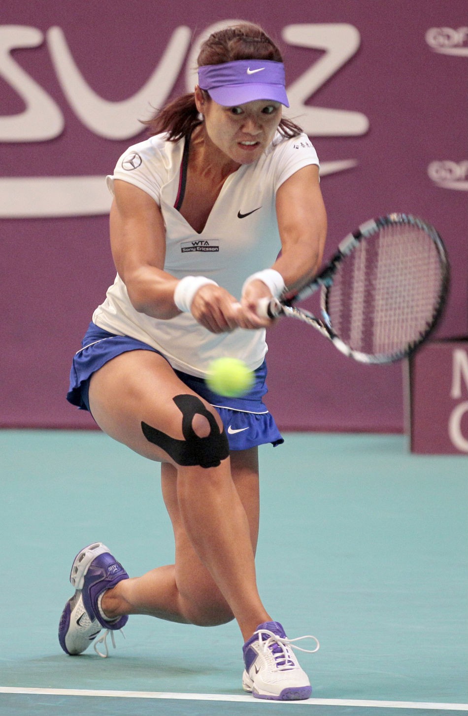 踢完球膝盖软策划疼怎么办,踢了球膝盖疼怎么回事