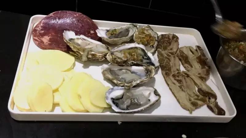 宜宾东街二楼烤肉店在哪里,宜宾半岛大院附近的烤肉店