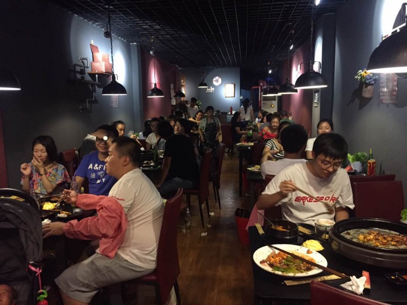 宜宾东街二楼烤肉店在哪里,宜宾半岛大院附近的烤肉店