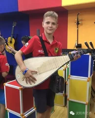 分别是为了再相见，下次来沈阳，我们还要踢一场！