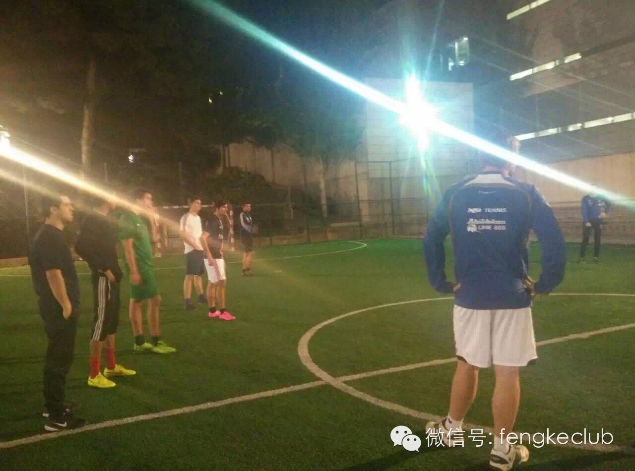 梅西c罗德比同框图片,梅西诺坎普踢国家德比