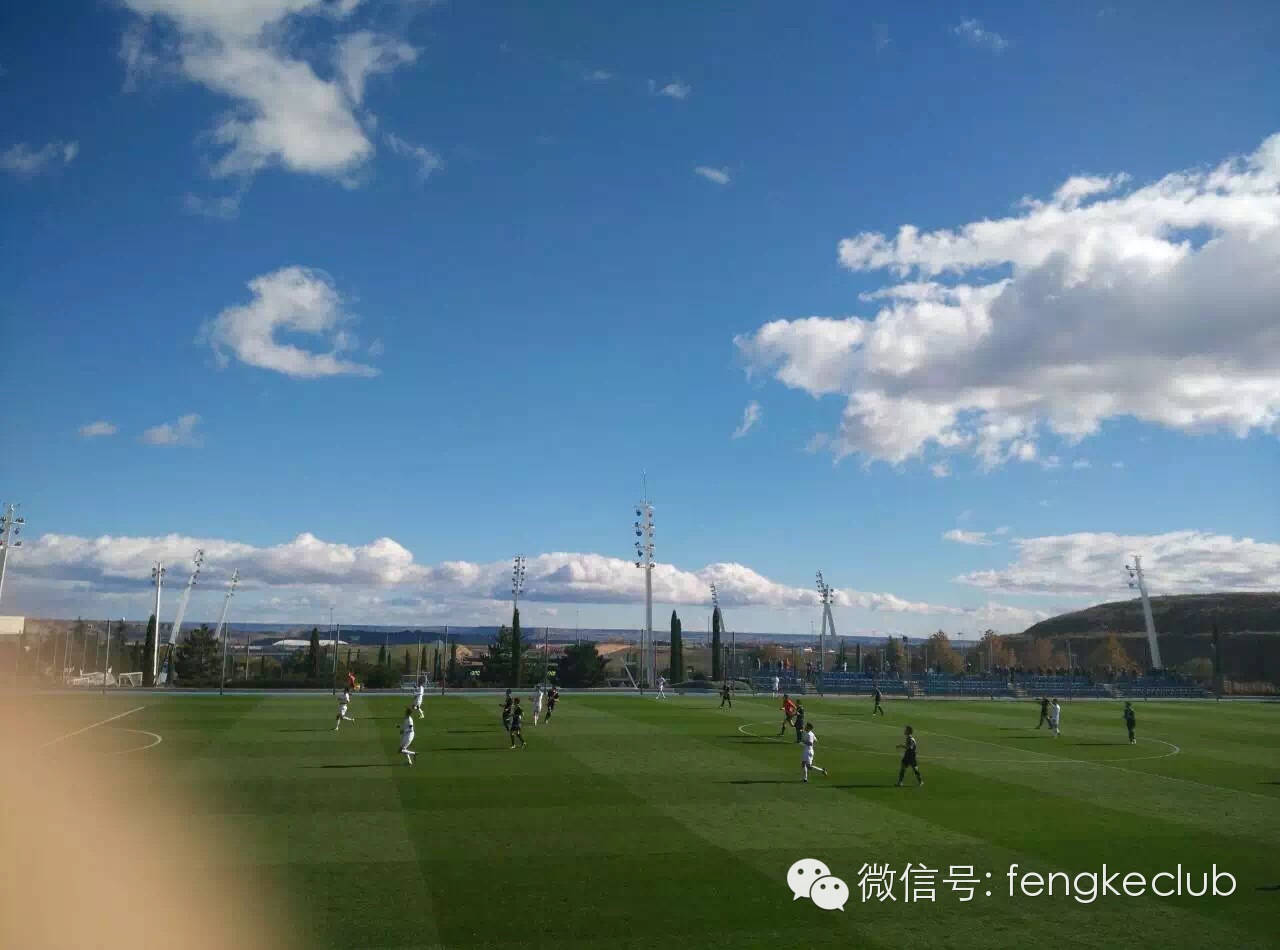 梅西c罗德比同框图片,梅西诺坎普踢国家德比