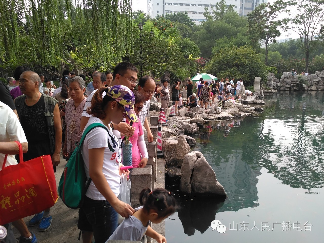 五龙潭泼水节，全家一起嗨翻天