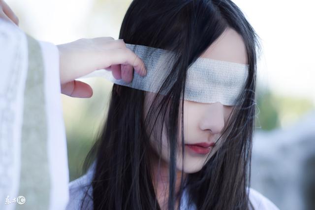 父亲不想分家的小说,父亲分家产的小说