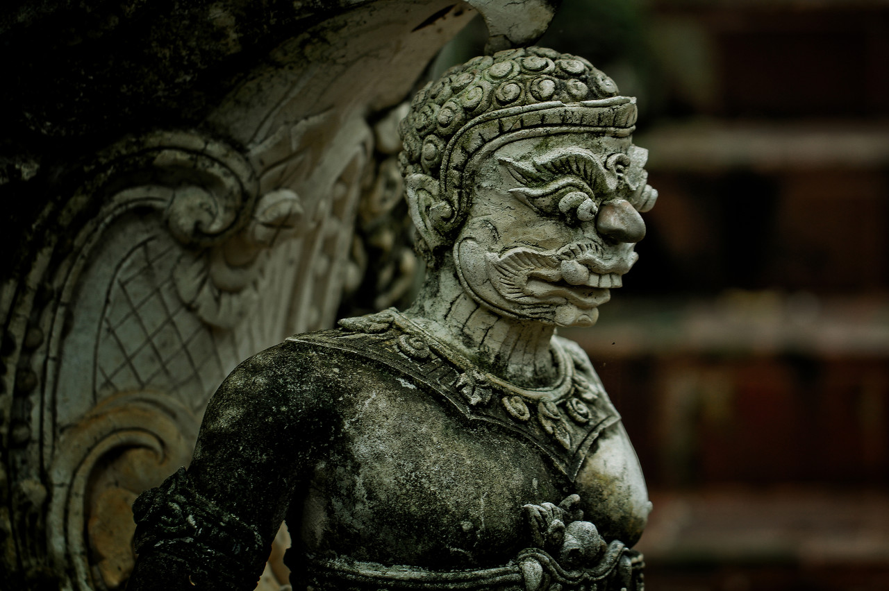 小说：他在一片哗然声中，被套上了一个称谓，废柴