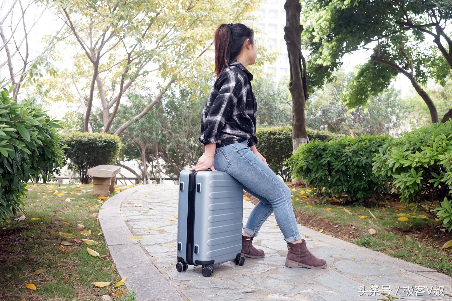 90分七道杠旅行箱扩容版,90分七道杠旅行箱哪个颜色好看