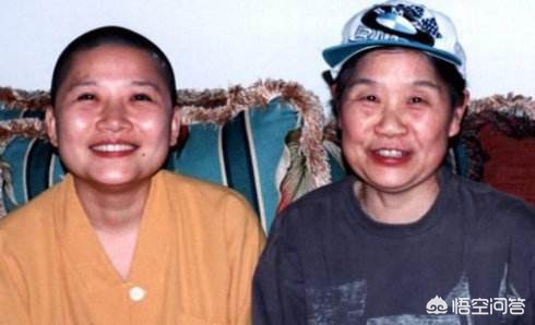 李娜事业最高峰选择出家,歌手李娜出家是因为什么原因