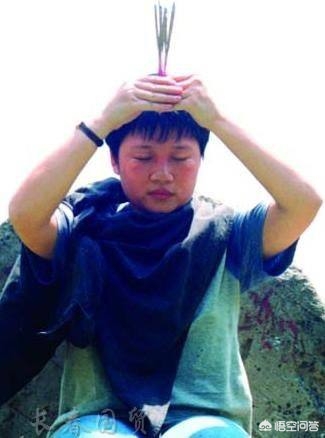 李娜事业最高峰选择出家,歌手李娜出家是因为什么原因