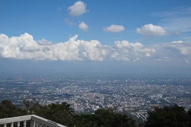 第一次去泰国带多少钱比较合适,一家人一起去泰国旅游注意什么