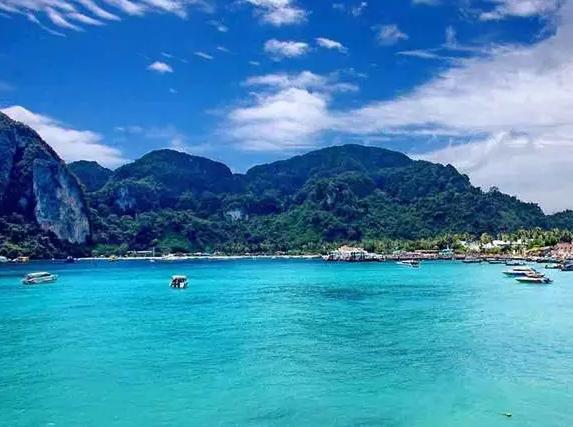 第一次去泰国带多少钱比较合适,一家人一起去泰国旅游注意什么