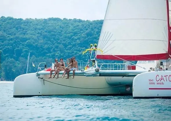 第一次去泰国带多少钱比较合适,一家人一起去泰国旅游注意什么