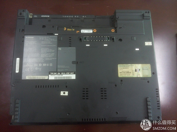 ibmt61笔记本拆机换固态硬盘,ibmt60拆机清灰教程
