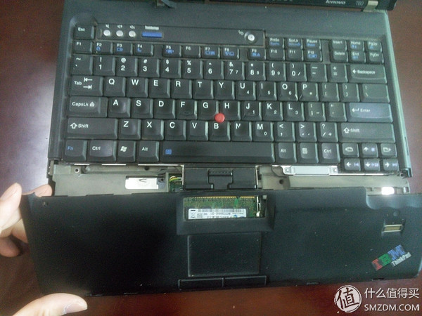 ibmt61笔记本拆机换固态硬盘,ibmt60拆机清灰教程
