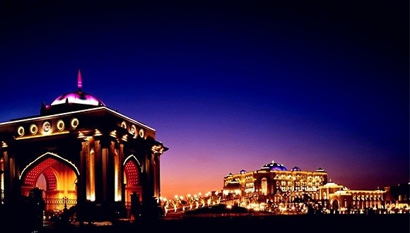 迪拜阿布扎比皇宫酒店多少一晚,迪拜帆船酒店vs阿布扎比皇宫酒店