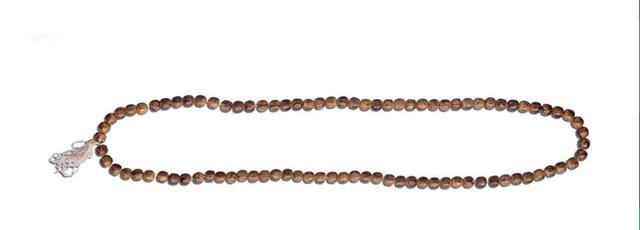 价值百万以上的沉香手串,几十万的沉香手串是什么样子