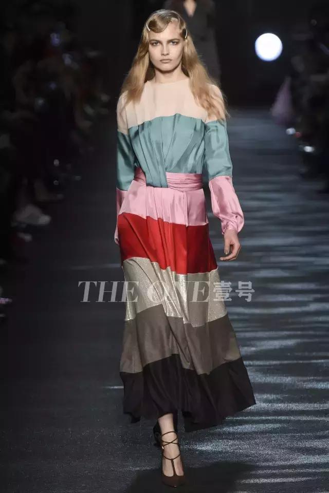 想秀就秀|初秋来袭，赶紧打一手穿搭好牌！