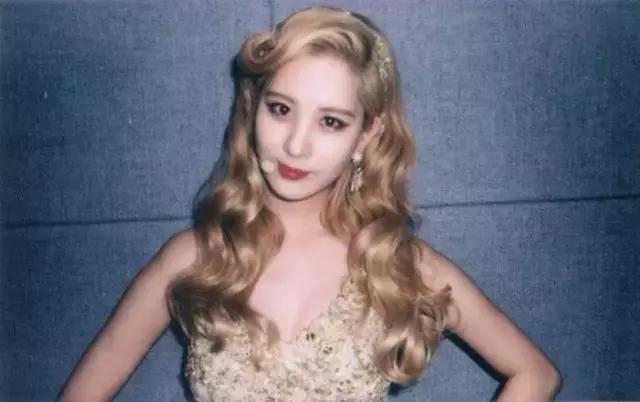 1分钟判断你适合直发还是卷发,一分钟自测你适合直发还是卷发