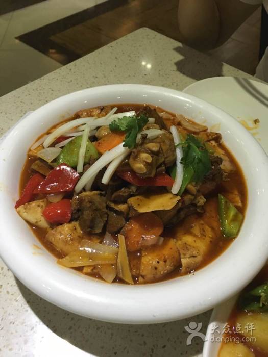 提醒！吃货千万慎坐西安3号线！一站一吃至少胖10斤！