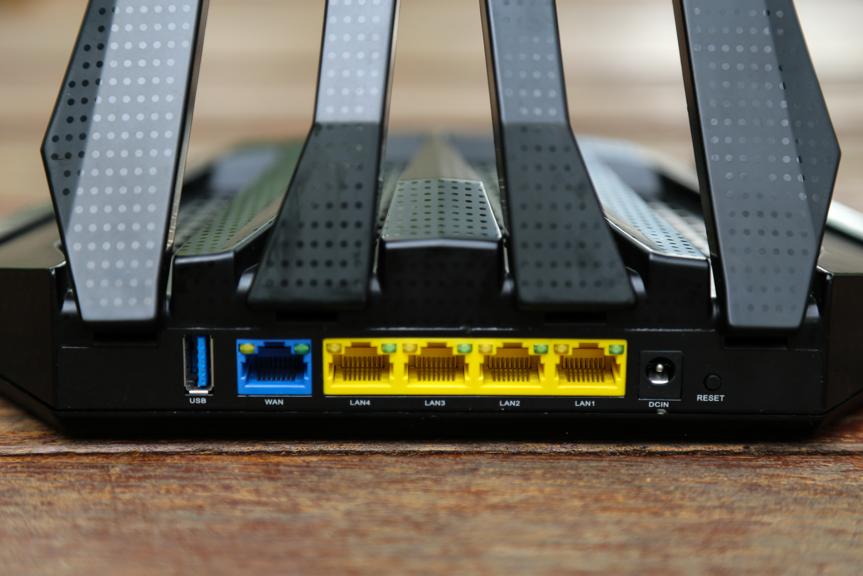 千兆路由器测评6天线,6根天线的路由器推荐