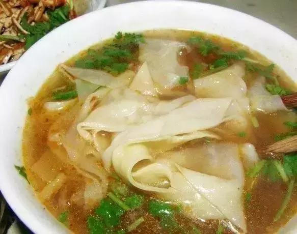 西安边上有个“沙坡头”，沙场冲浪、露营赏月，聊咋咧！