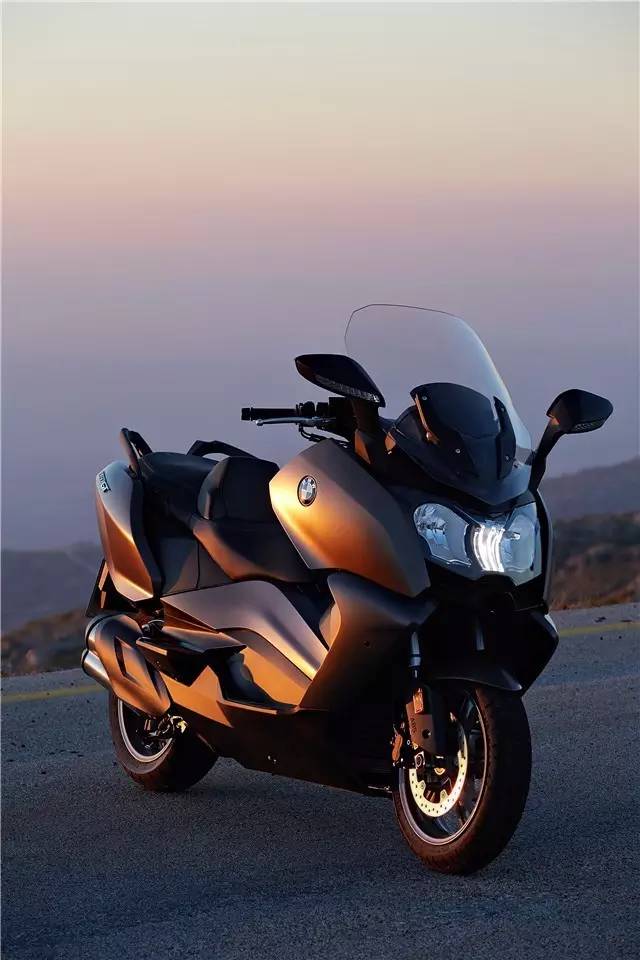 bmw全新上市轿车,全新bmwx5上市发布会